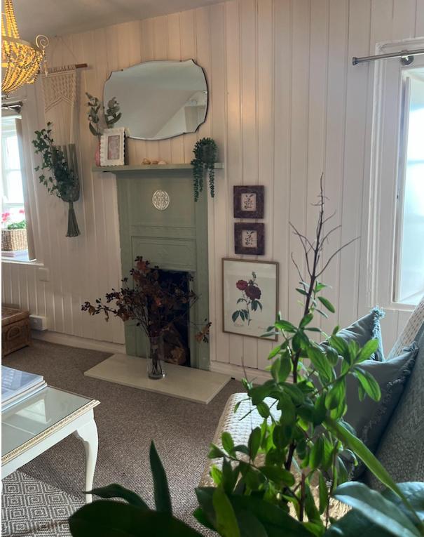 The Pink Cottage Upstairs Suite & Garden Summer Room Whitehead Екстериор снимка