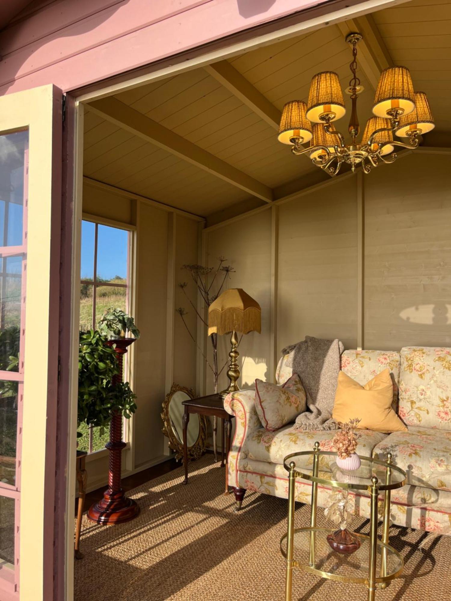 The Pink Cottage Upstairs Suite & Garden Summer Room Whitehead Екстериор снимка